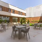 Micampus Avenida Del Puerto - Residencia De Estudiantes *