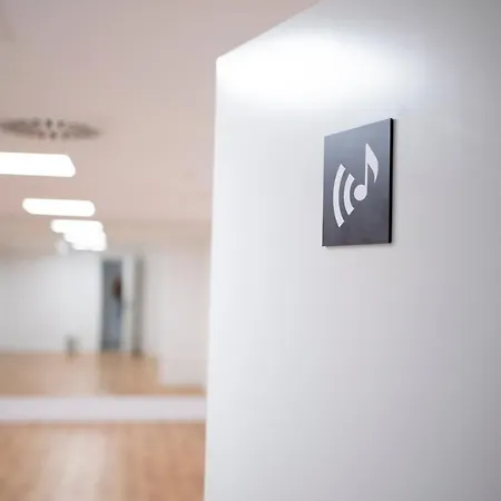 Micampus Avenida Del Puerto - Residencia De Estudiantes * 발렌시아