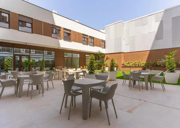 Micampus Avenida Del Puerto - Residencia De Estudiantes *